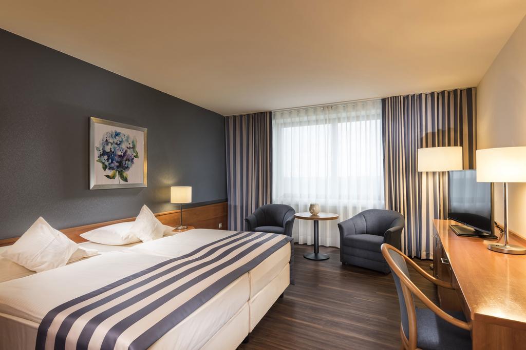 Maritim Hotel Ulm Zewnętrze zdjęcie